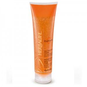Radiant C™ Daily Skin Facial Scrub Cleanser